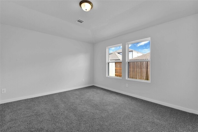 Building Photo - 18726 Etta Pnes Cir
