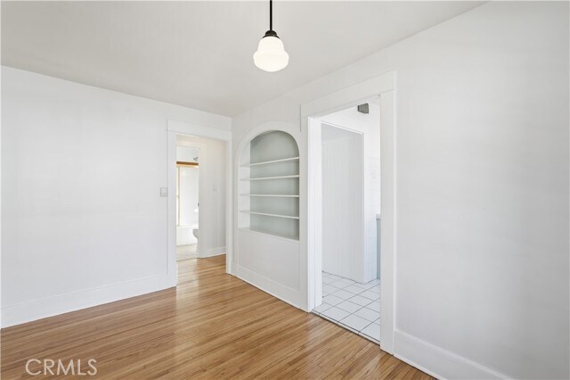 Building Photo - 815 S Juanita Ave