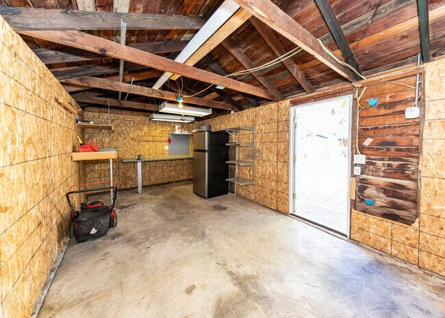 Building Photo - 4319 S Logan St