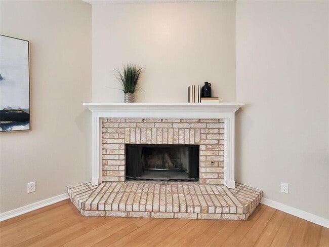 Building Photo - 11105 Crossland Dr