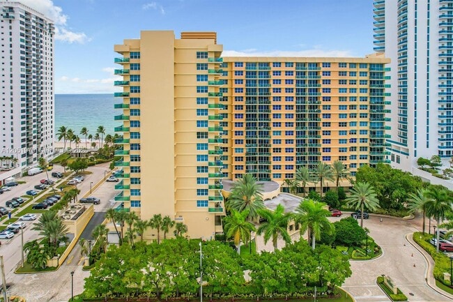 Building Photo - 2501 S Ocean Dr