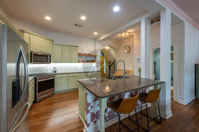 Building Photo - 1615 Ridenour Pkwy NW