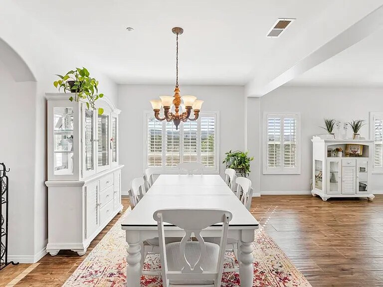 Building Photo - 2090 Quail Meadow Rd