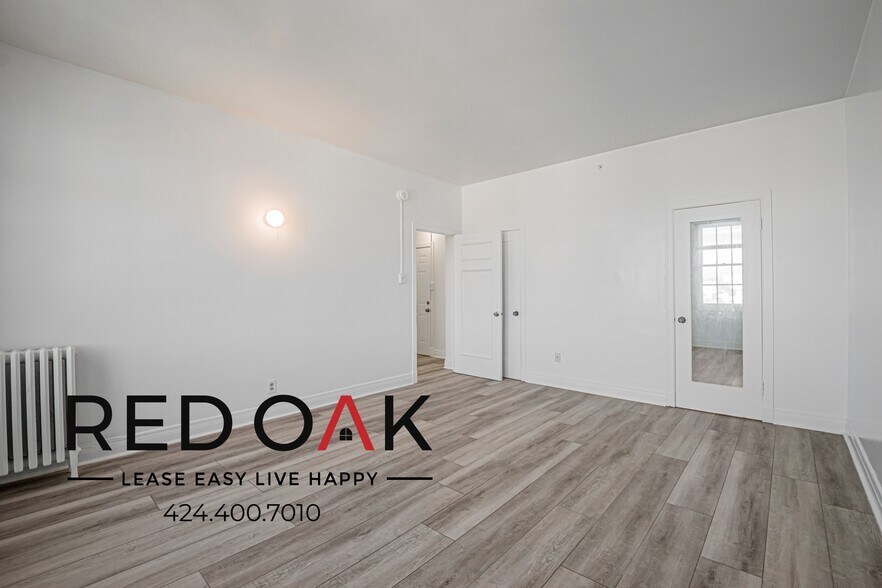 Building Photo - 2505 W 6th St