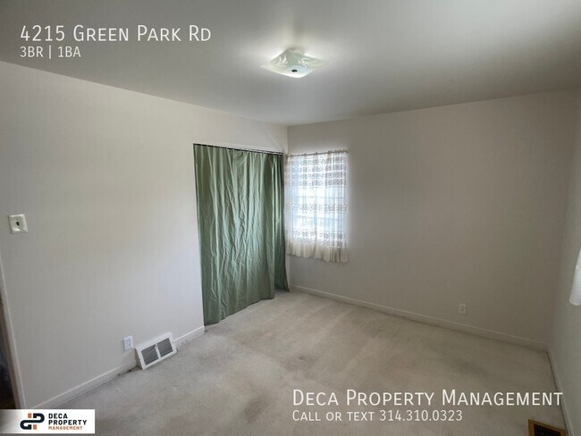 Building Photo - 3 Bedroom House