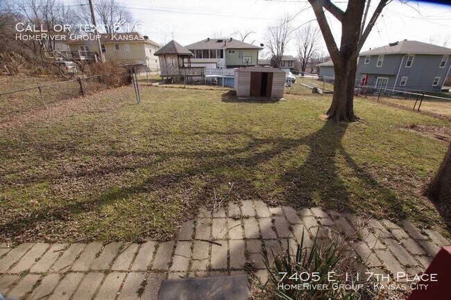Building Photo - 3 br / 2 ba ready for immediate move in!