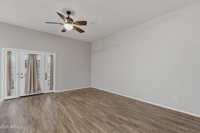 Building Photo - 2033 N 110th Ave