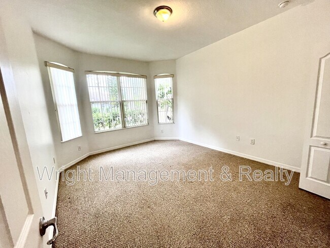 Building Photo - 15902 Cedar Elm Terrace