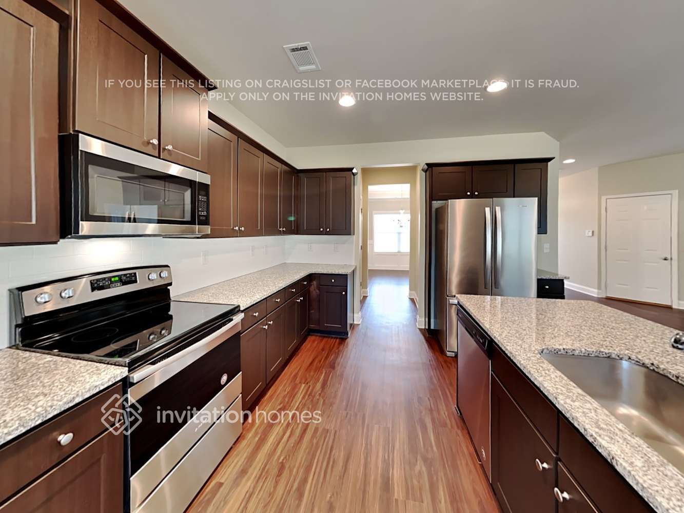 Building Photo - 227 Sage Dr
