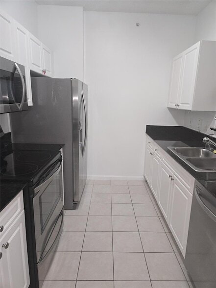 Building Photo - 651 Okeechobee Blvd