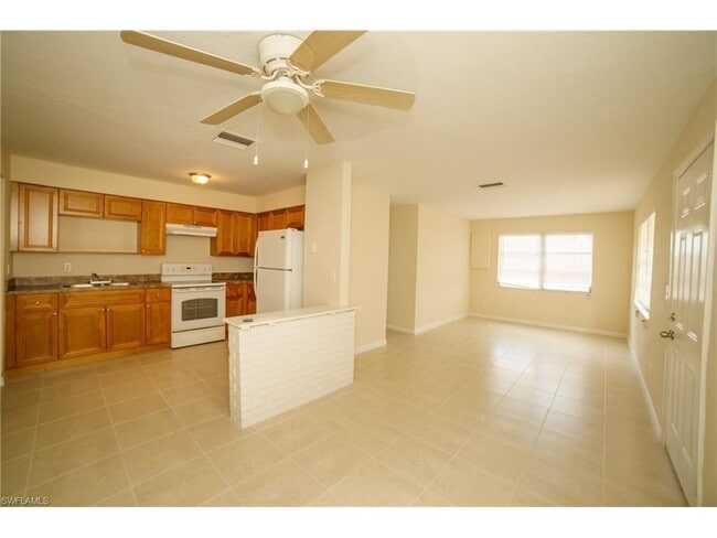 Building Photo - 2510 Ben St