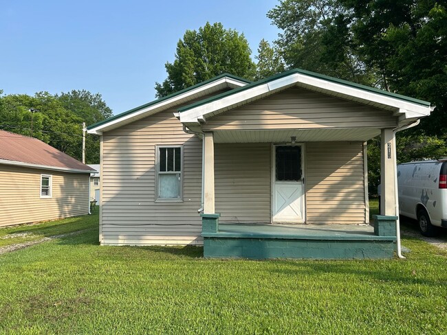 Primary Photo - 213 Humble Ave