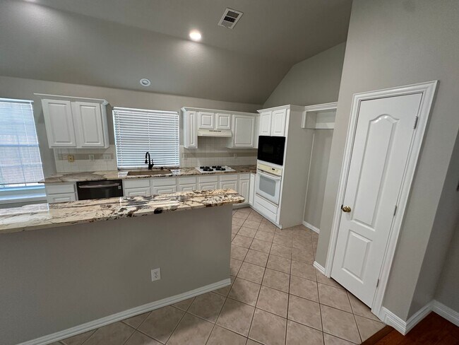Primary Photo - 3 Bedroom and 2 Bath Home with 2 Car Garage