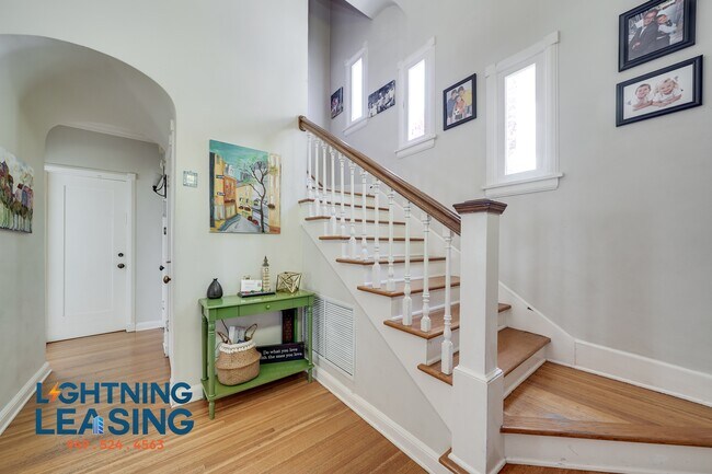 Building Photo - 815 S Highland-A
