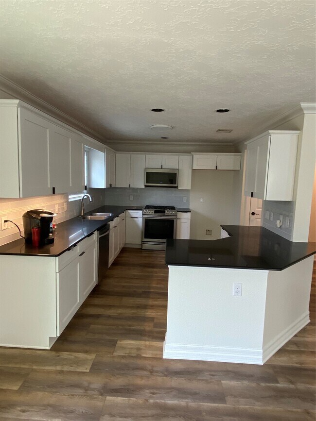 Building Photo - 2915 Beacon Grove St