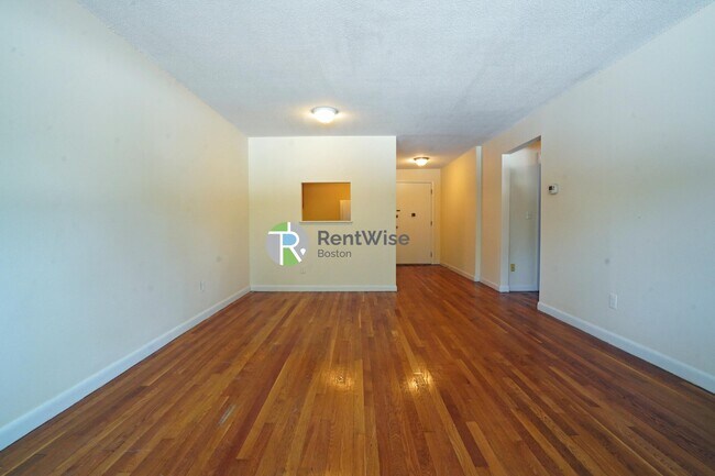 Building Photo - 66 Homer Ave