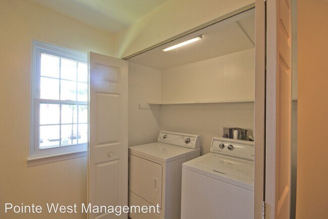 Building Photo - 2 br, 2 bath Apartment - 102 Chowning Place