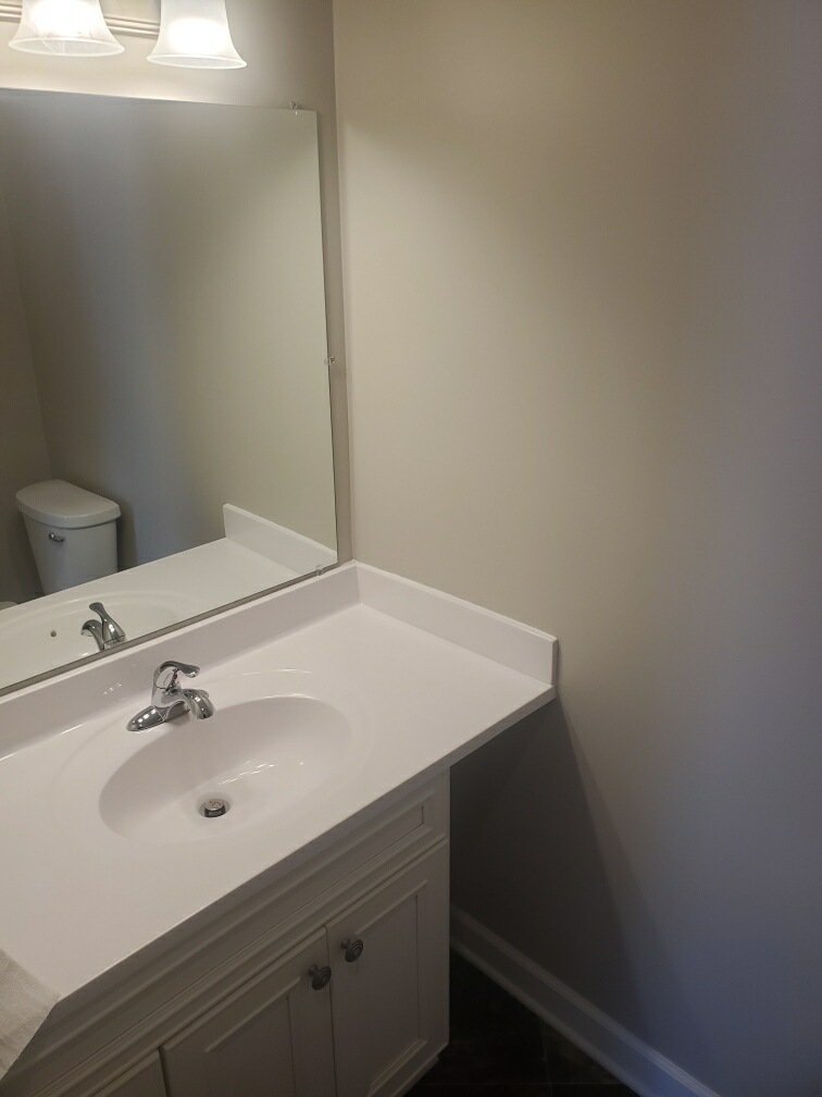 Extra counter space in bathroom - 2197 4th St