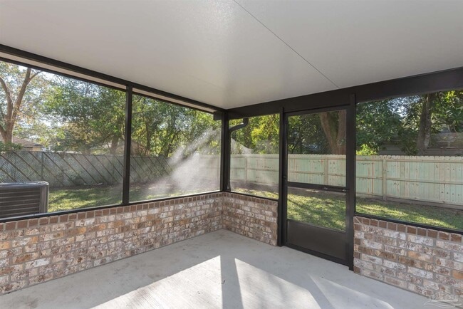 Building Photo - 245 Cary Memorial Dr