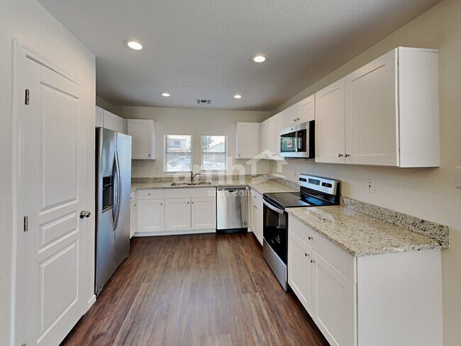 Building Photo - 3017 S Mandy Cir