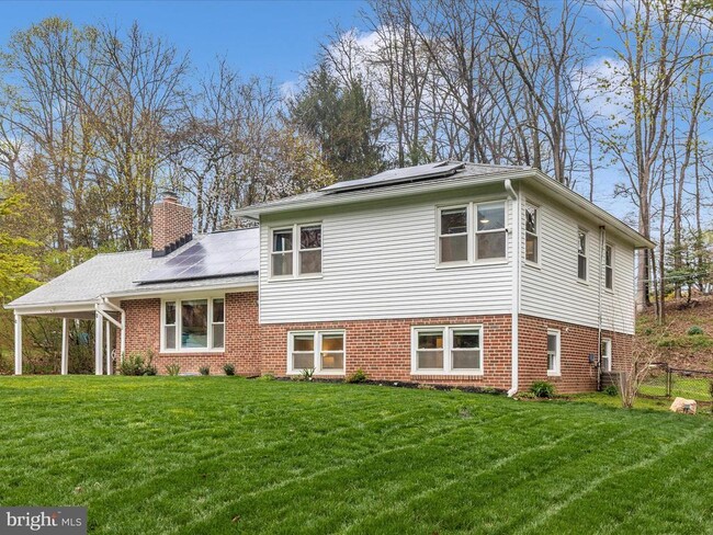 Building Photo - 6510 Panorama Dr