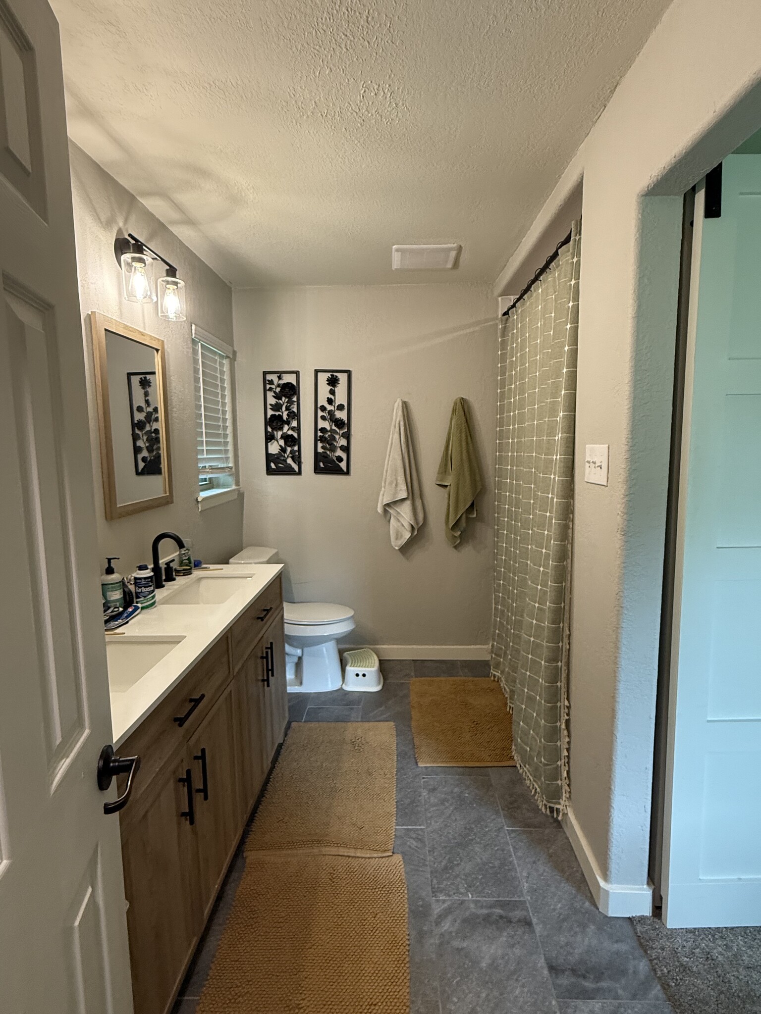 Master bathroom - 7509 Jean Ann Dr