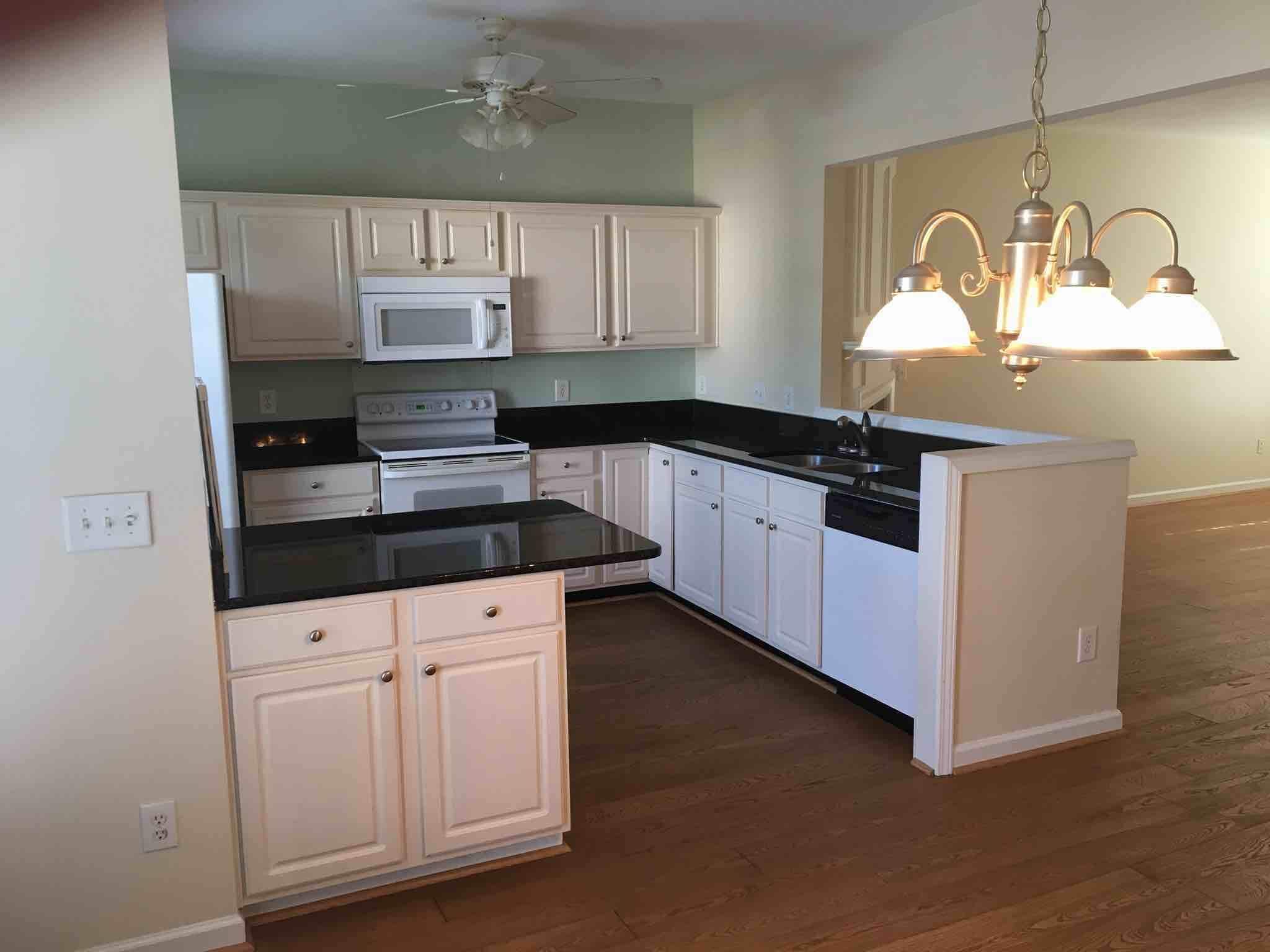 Kitchen - 7042 Mead Lane