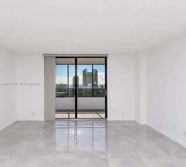 Building Photo - 2500 Parkview Dr