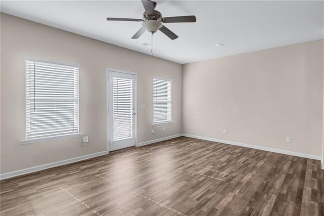 Building Photo - 585 McWilliams Rd SE