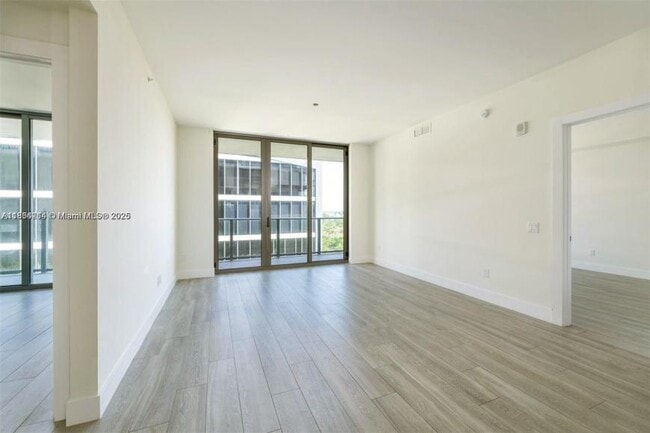 Building Photo - 2 bedroom in Aventura FL 33180