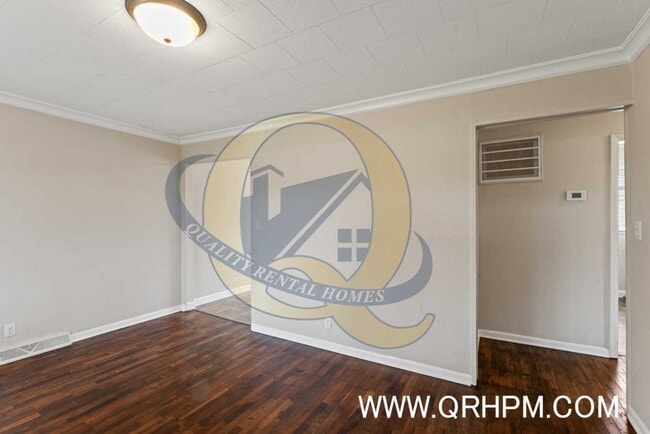 Building Photo - Lake Fenton Schools!