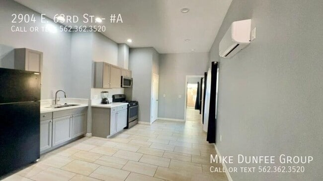 Building Photo - 2904 E 63rd St