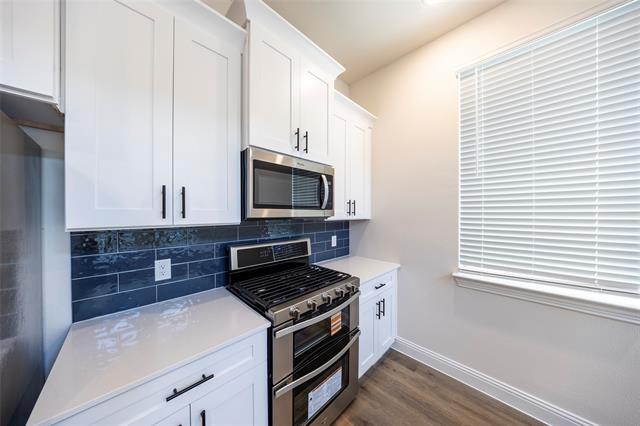 Building Photo - 1530 Lake District Dr