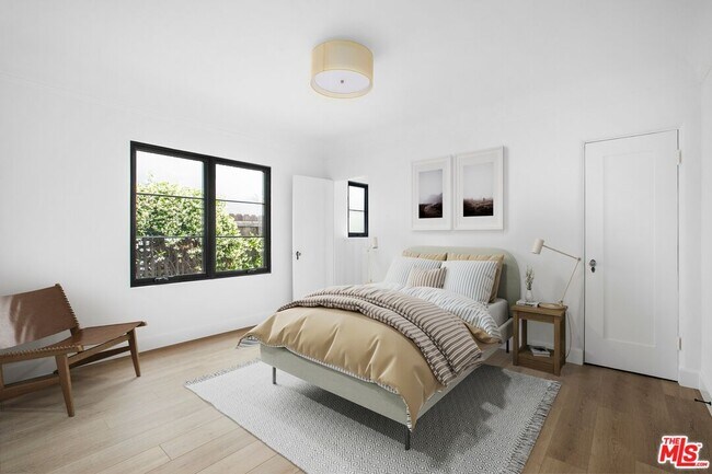 Building Photo - 10525 Cushdon Ave