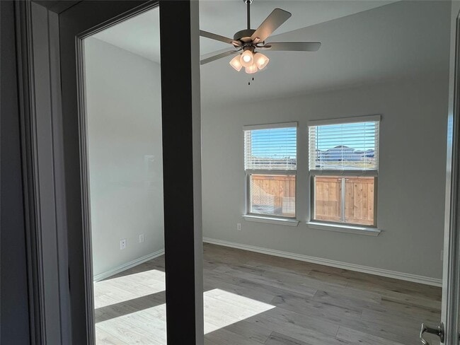 Building Photo - 244 Rubber Tree Wy