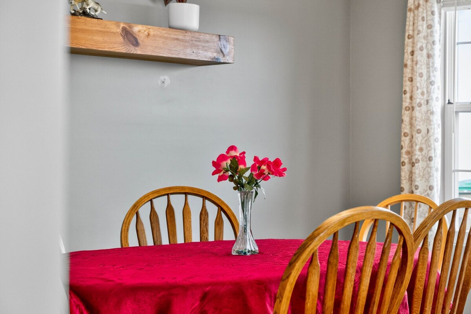 Building Photo - 1961 Creek Bank Dr