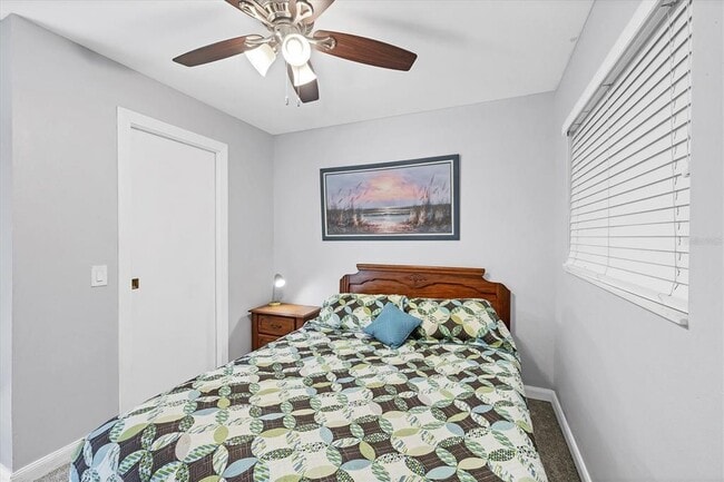 Building Photo - 2703 Forest Knoll Dr