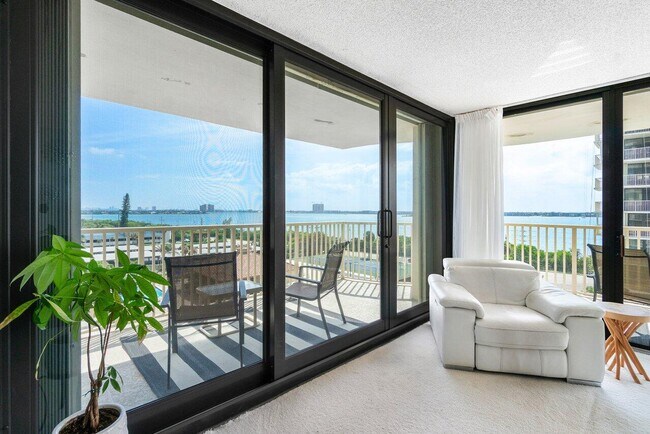 Building Photo - 5480 N Ocean Dr