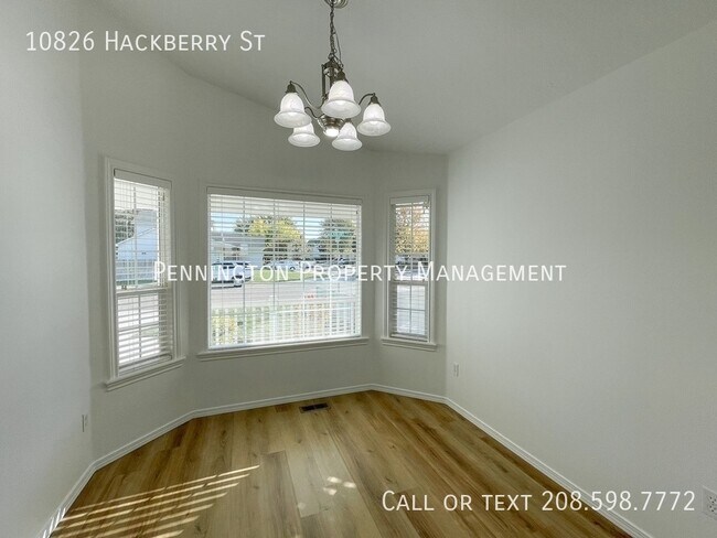Building Photo - 10826 Hackberry St
