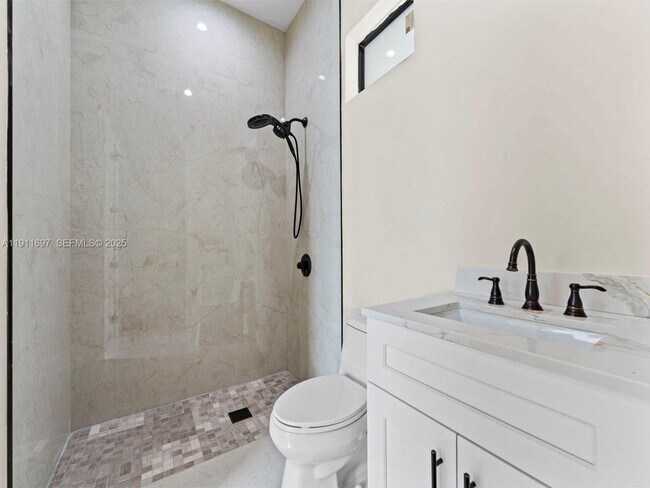 Building Photo - 22451 SW 118th Ave