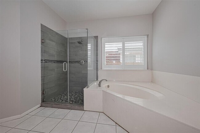 Building Photo - 6503 Taimer Ct