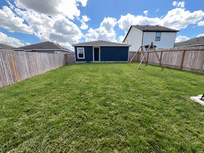 Building Photo - 5731 Falcon Pt