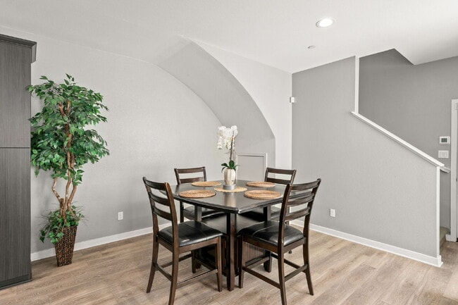 Building Photo - Love your life at Escaya in Chula Vista! 4Bed/2.5Ba attached garage home for rent