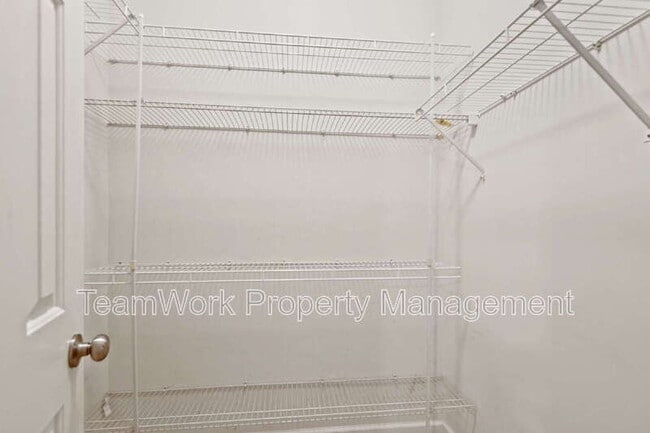 Building Photo - 1505 Whitby Ln