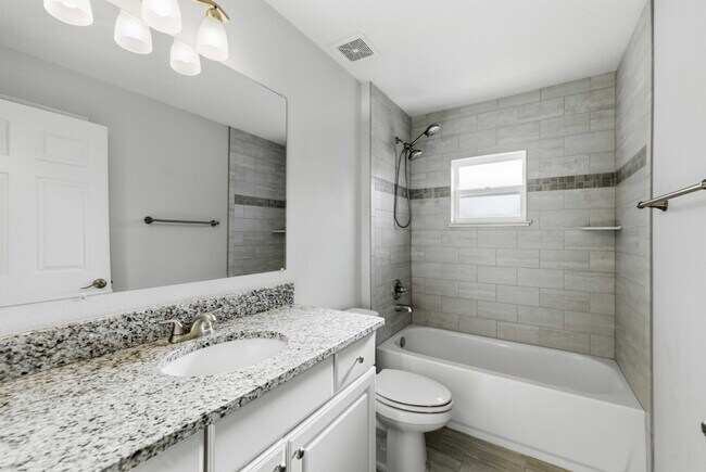 Building Photo - 3BR Summerfield Rental | Granite Kitchen | Covered Porch | $1,800 | Available Now