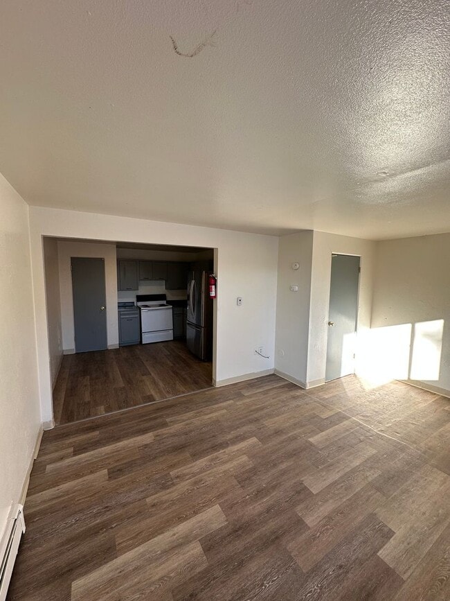 Building Photo - 2007-2019 4th Avenue