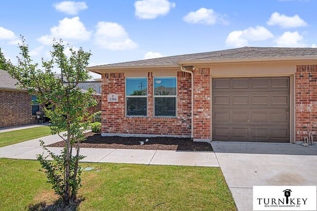 Building Photo - COMING SOON! 3BD/2BA Energy-Efficient Duplex | Granite | Island Kitchen | Garage | Yard Care Incl...