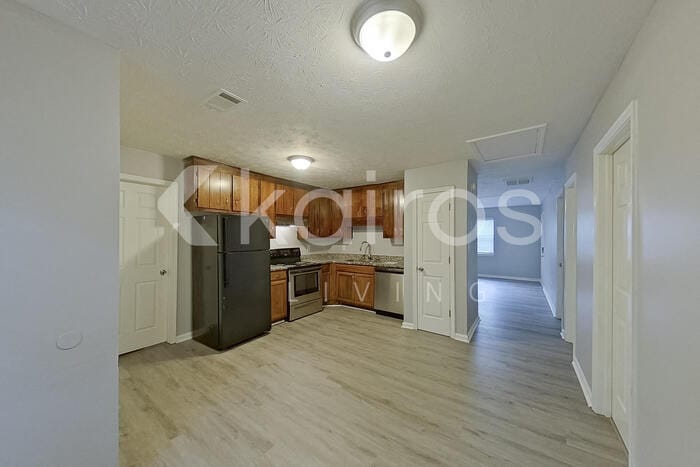 Building Photo - 225 Big Oak Cir