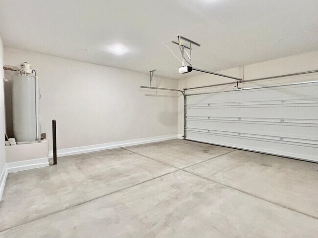 Building Photo - 7508 S 75th Dr