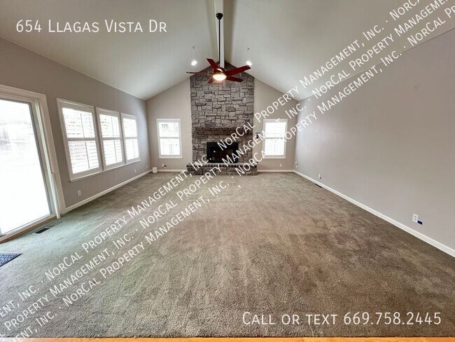 Building Photo - 654 Llagas Vista Dr